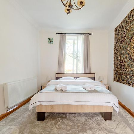 Nazy'S Guest House Joqolo Exterior foto